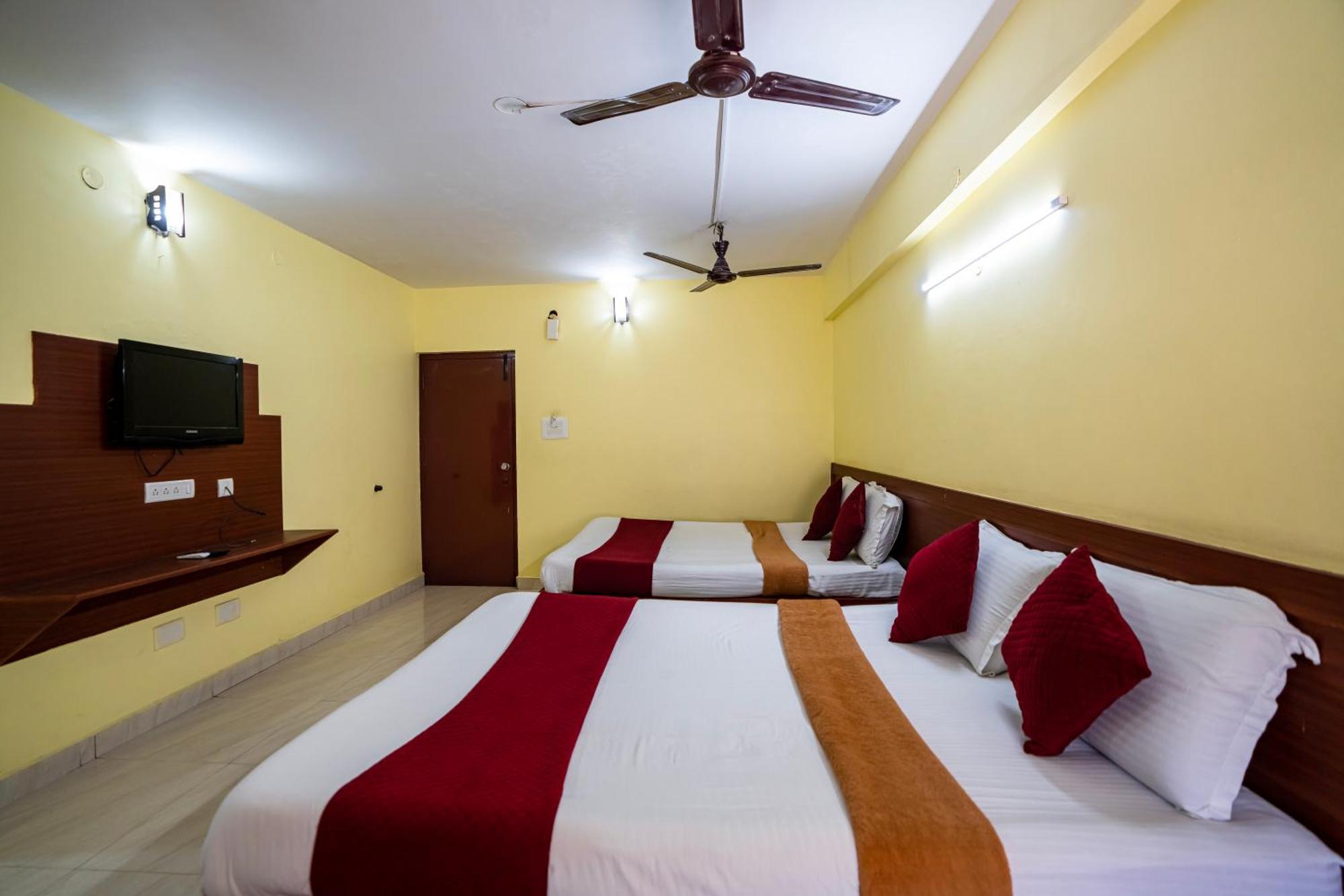 hotel Vyshak residency Májszúr Kültér fotó