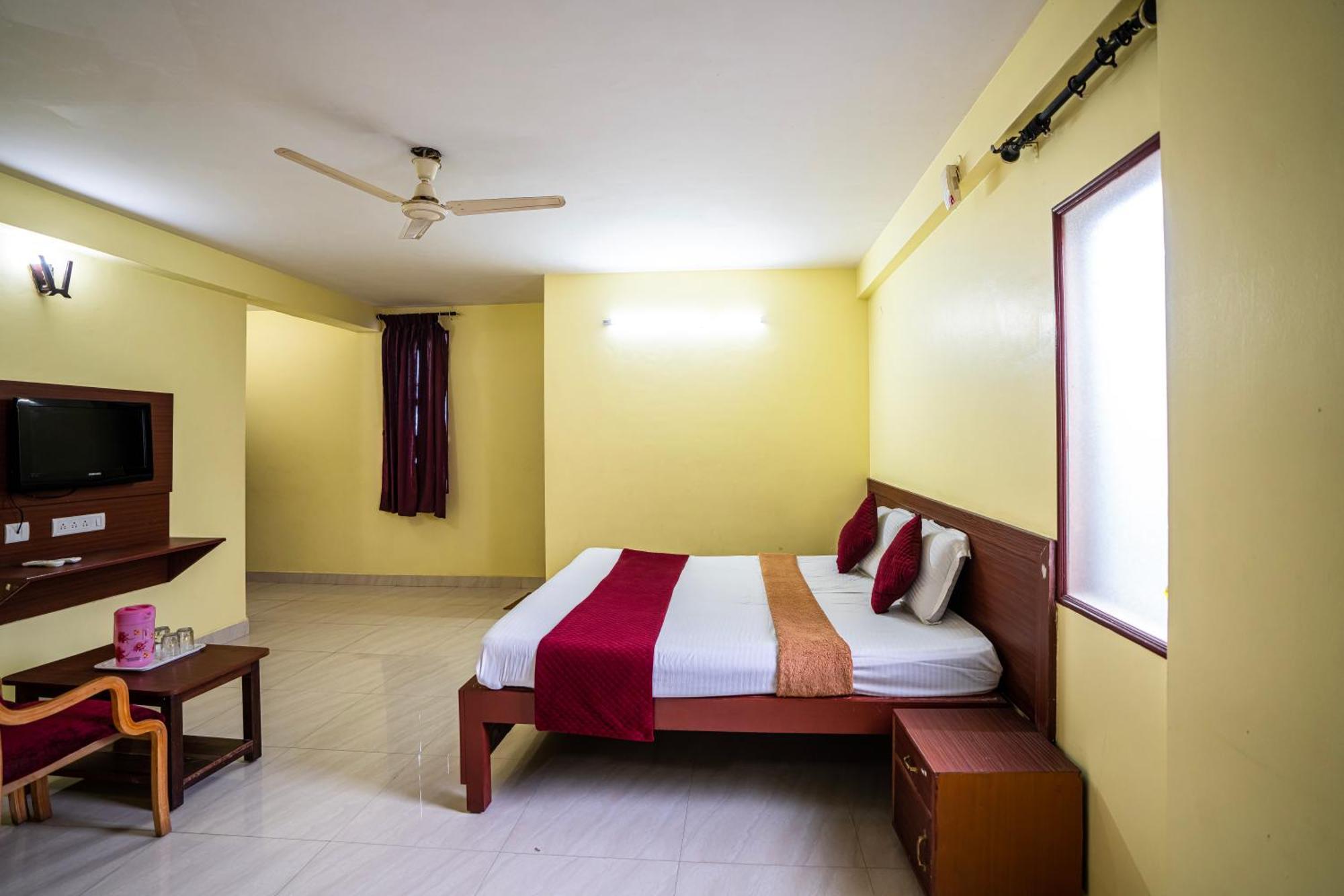 hotel Vyshak residency Májszúr Kültér fotó